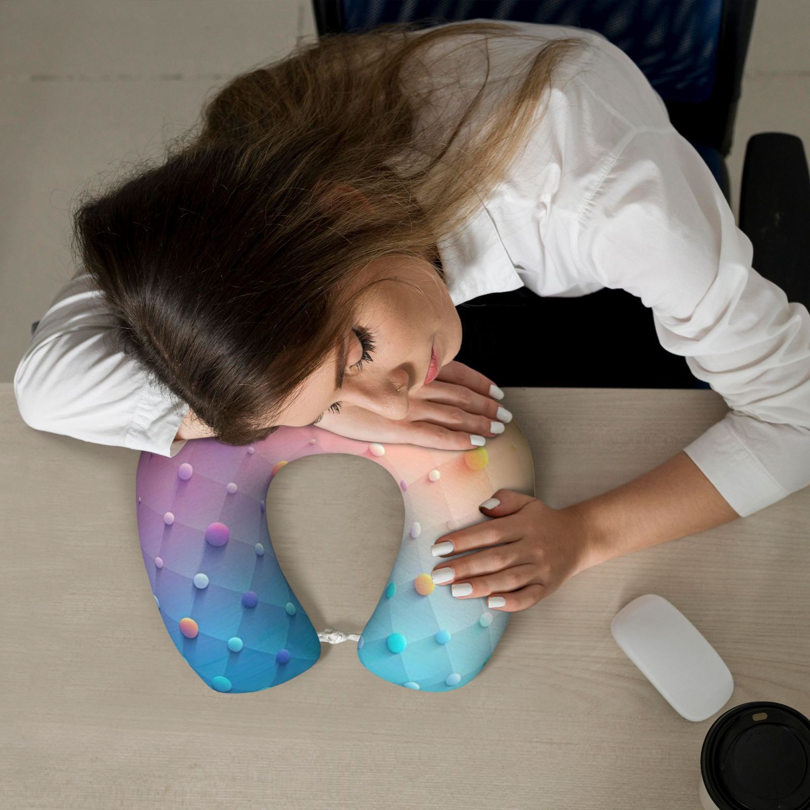 Comfortable U-shaped pillow