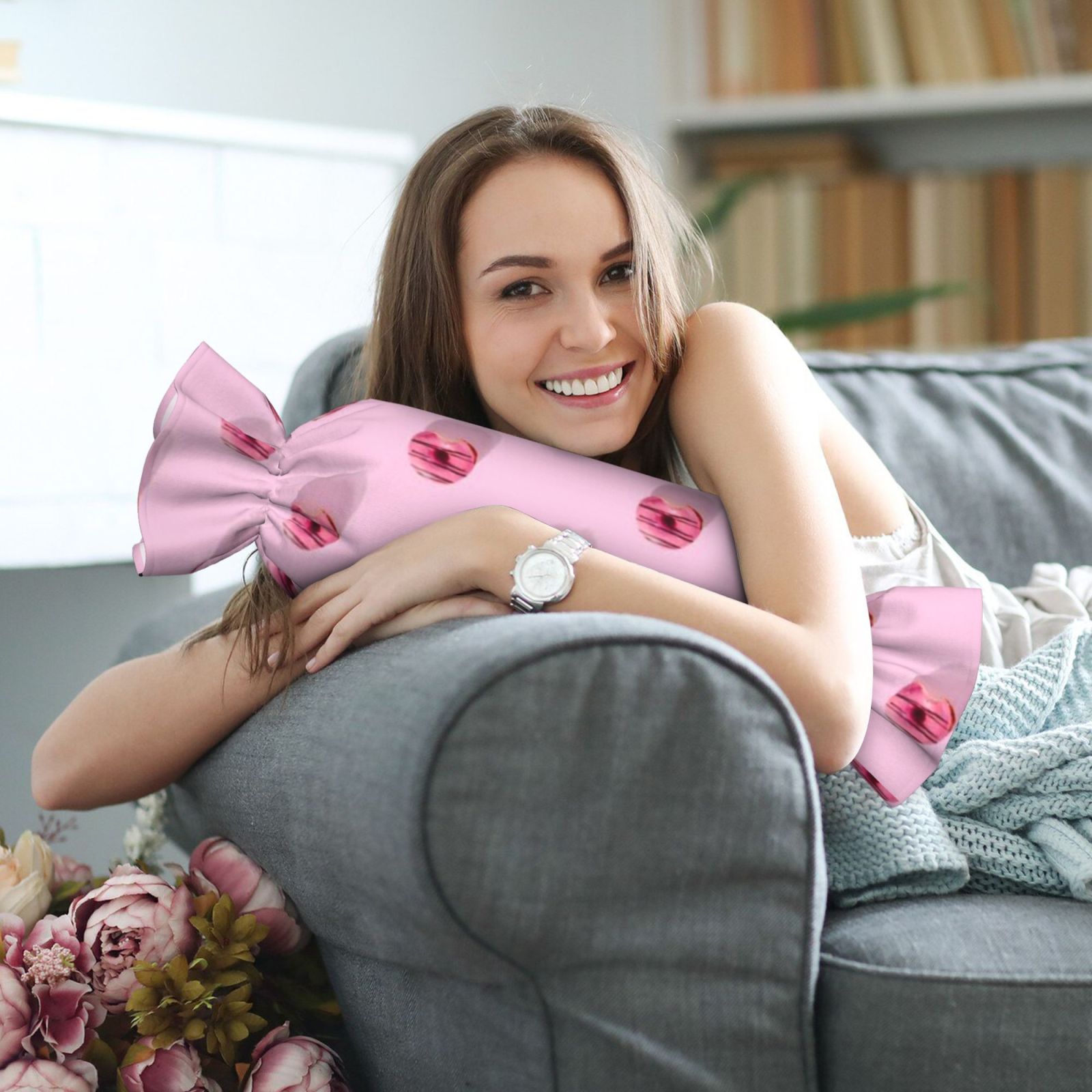 Candy-shaped pillow - with pillow insert