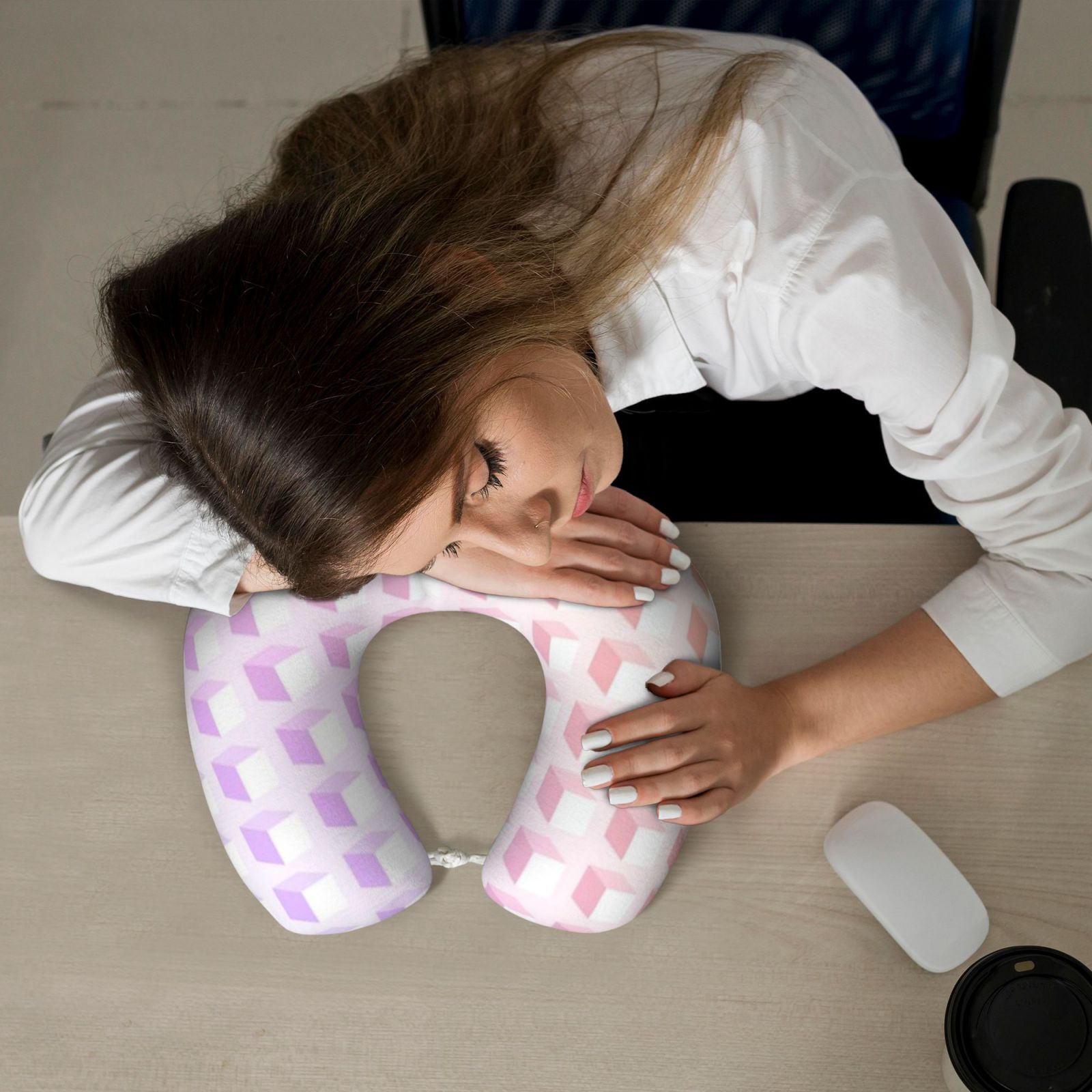 Comfortable U-shaped pillow