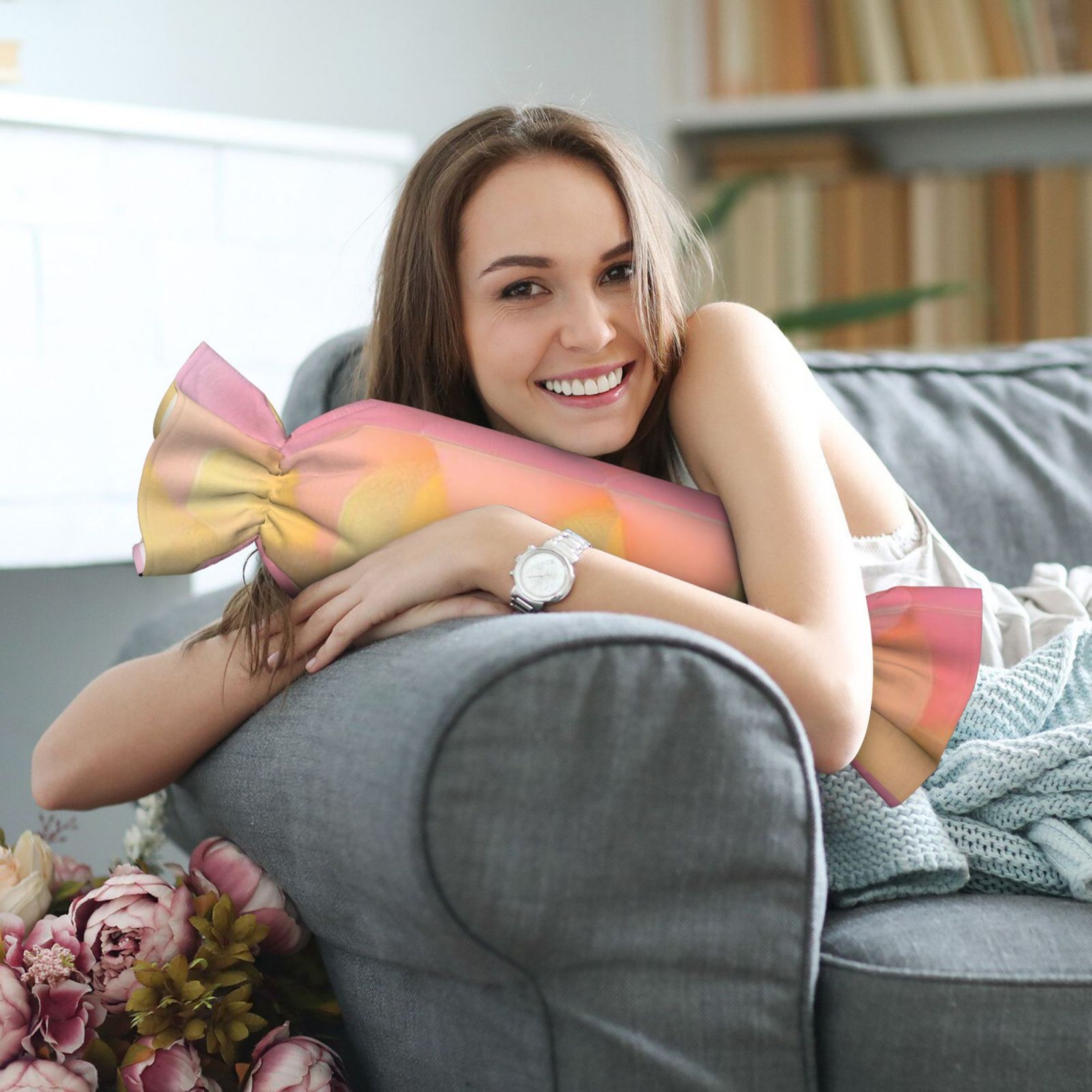 Candy-shaped pillow - with pillow insert